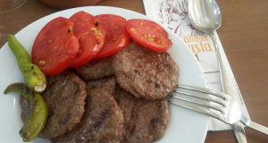 Köfteci Kirli Ahmet Usta