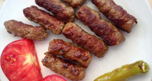 Meydan Köfte Çorba