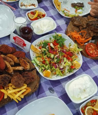 Dostlar Restaurant